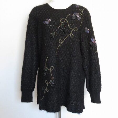 アトリエサガンのニットを買取しました｜ほんのりビジューが気高さをプラス