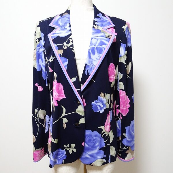 臨時収入は不用なお洋服を手放してゲット！レオナールのジャケットを買取しました