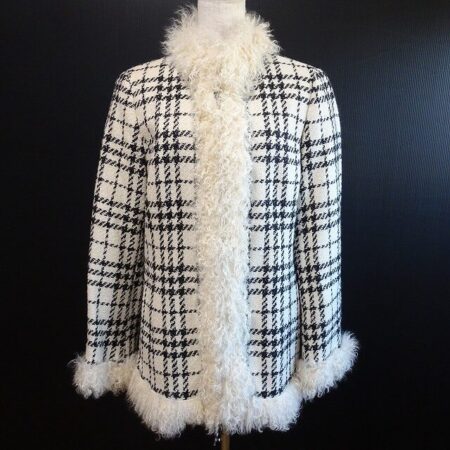 バーバリーのコートを出張買取しました！ラムファーがキュート×ゴージャス