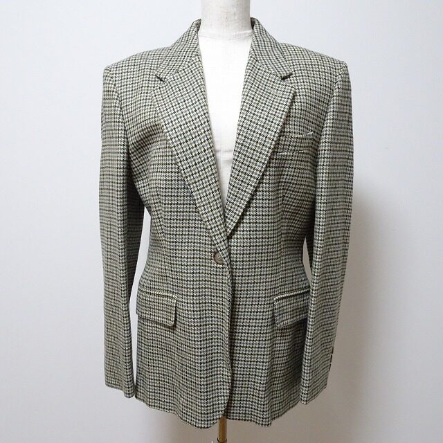 マックスマーラのジャケットを買取しました｜きりっとした千鳥格子がポイント