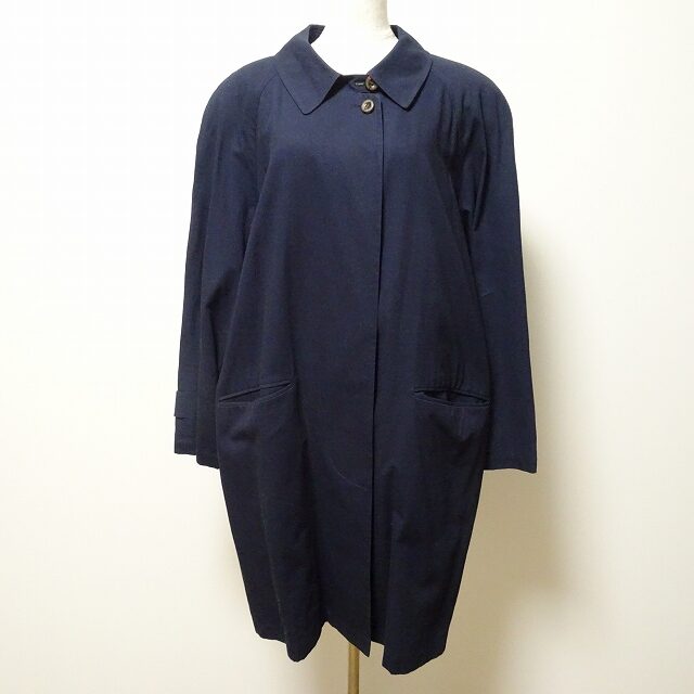 考え過ぎずおしゃれが楽しめる バーバリーのコートを買取しました