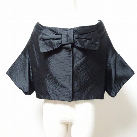 PRADAのジャケットをお買取｜シルク×ショート丈ですっきり上級に