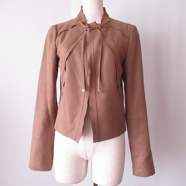 レリアンのジャケットを買取しました!スエード調でしっとりと真面目に