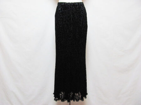 優雅さ溢れる伊太利屋のスカートを出張買取にて買取しました！