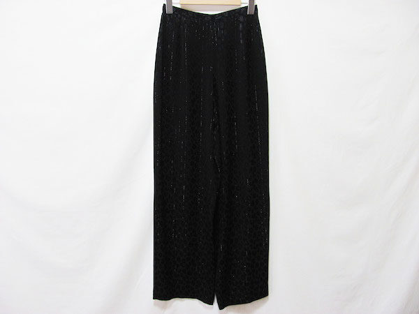 伊太利屋のパンツを買取しました!程よく豪華な雰囲気が素敵です