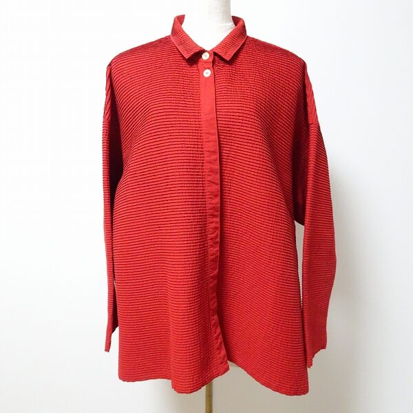 【ヤッコマリカルド】安定したデザイン 赤のブラウスを買取しました