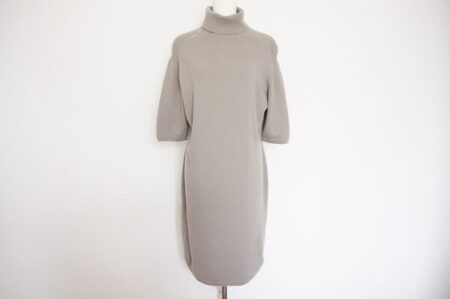 出張買取したバランタインのニットです｜カシミヤ素材で真冬も乗り切れる！