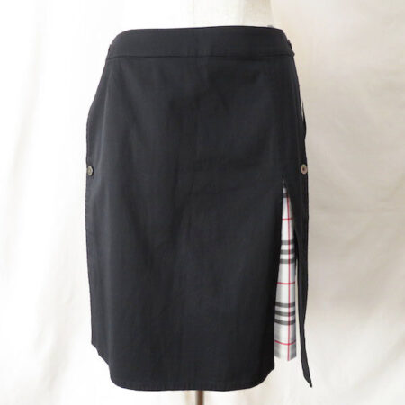 バーバリー ゴルフのショートパンツを買取しました！ちらりと見えるチェックが可愛い