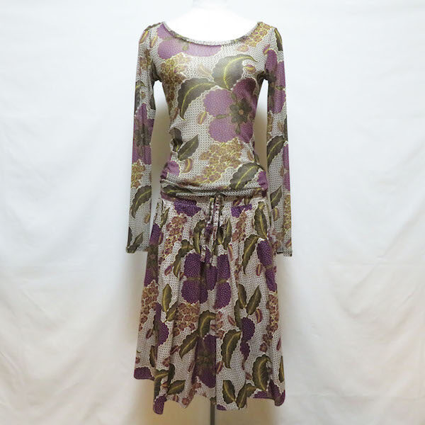 Maxmaraのセットアップをお買取 品のいい色使いとお花に圧倒されます