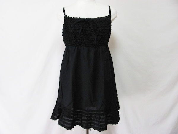 カワイイフリルに見とれる ピンクハウスのキャミソールをお買取