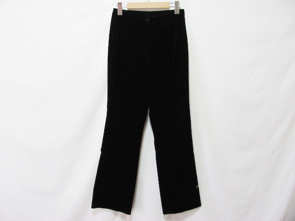 伊太利屋のパンツを買取しました!ベロア調でしっとり決まる