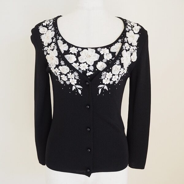 可愛くもエレガント!花モチーフが目印のジャンフランコフェレ アンサンブルを買取しました