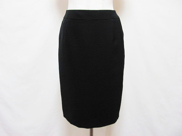 買取したジュンアシダのスカート!しっとりさが際立ちます