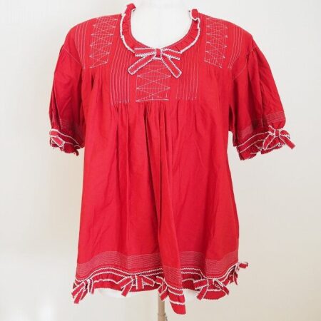 赤×リボンで可愛らしさを演出｜ワンダフルワールドのブラウスを買取しました