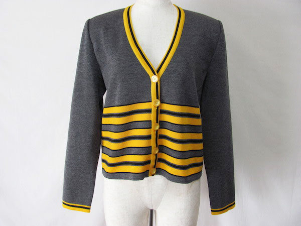 イヴサンローランのカーディガンを買取しました！はっきりしたボーダーが魅力