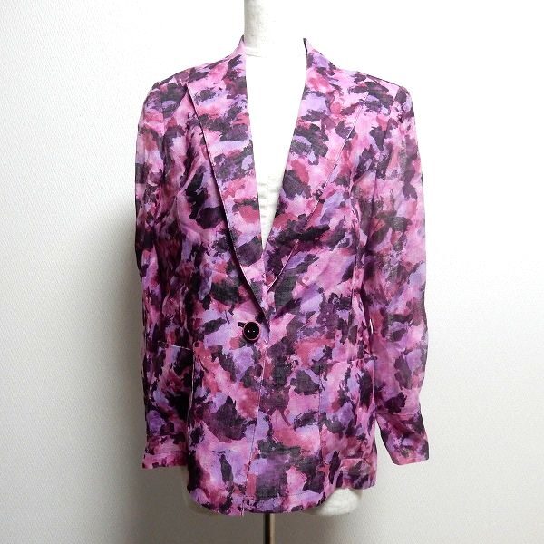 買取したジュンアシダのジャケットをご紹介します!豪華でちょっとカジュアルな雰囲気