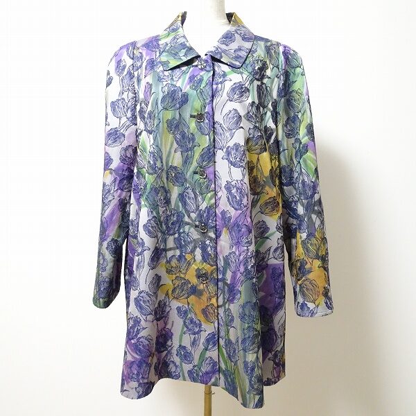 リリアンビューティのコートを買取しました！大人紫が素敵です