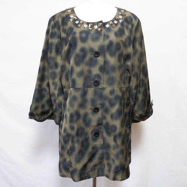 レリアンのコートを買取しました｜ヒョウ柄がシック