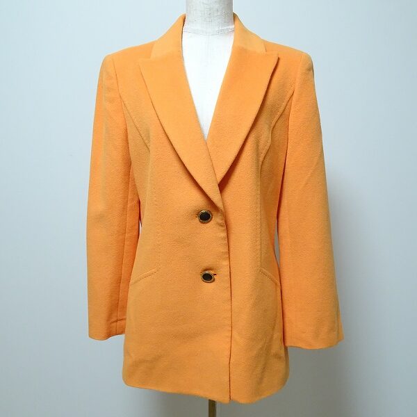 元気になるオレンジ 買取したラピーヌブランシュのジャケットをご紹介