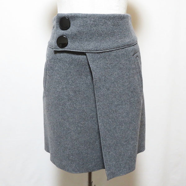 買取したエンポリオアルマーニのスカートをご紹介いたします！