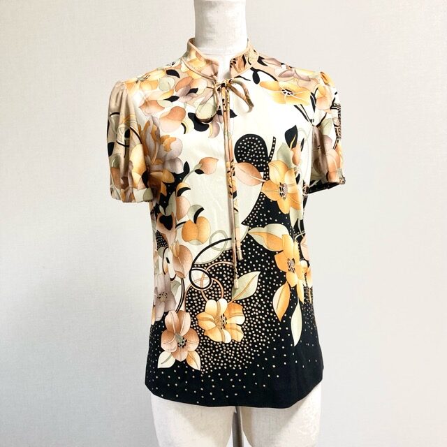 凛とした美しさ【レオナール】カットソーを買取しました