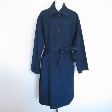 ハナエモリのコートを買取しました｜バランスよい広がりを感じられます