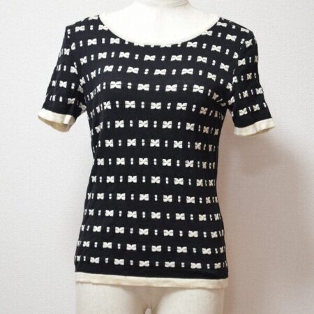 細かいリボンが可愛い ピエールカルダンのセーターを買取しました