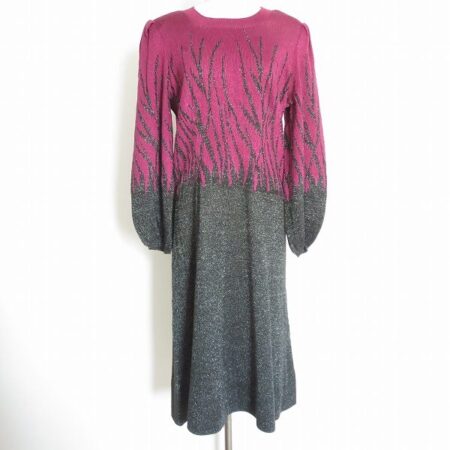 赤紫と黒のバイカラーワンピースを買取！斉藤都世子