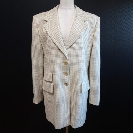 【出張買取しました】エスカーダのシンプルエレガントなジャケット