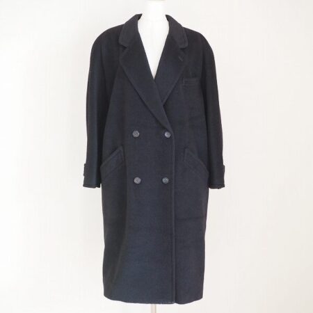 ヨシエイナバのコートを買取しました｜頑張り過ぎないセレブの装い