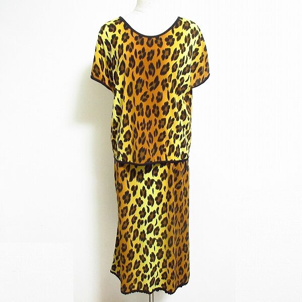 伊太利屋のヒョウ柄セットアップを買取させて頂きました