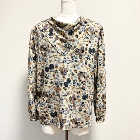 詩仙堂の和風モダンな総柄ブラウスを買取させて頂きました