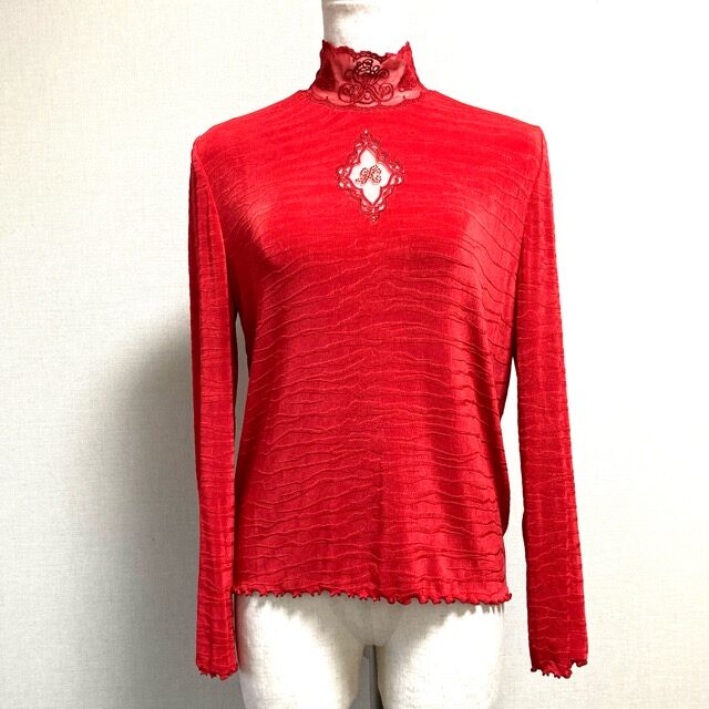 艶のある大人のカットソーを買取させて頂きました！伊太利屋