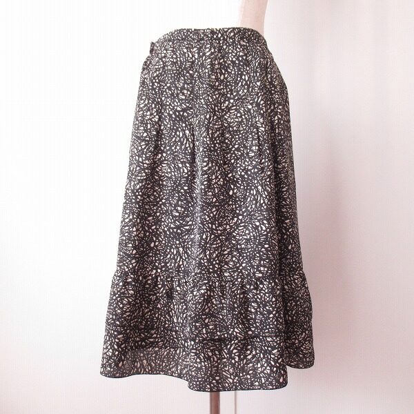 優し気ライン×フリルのスカートを買取させて頂きました！レリアン