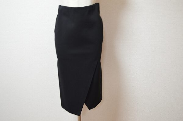 アルマーニコレッツォーニのスカートを買取しました！