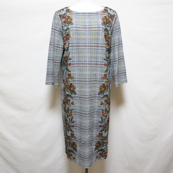 レリアンのワンピースを買取しました!花とチェックの調和が最高