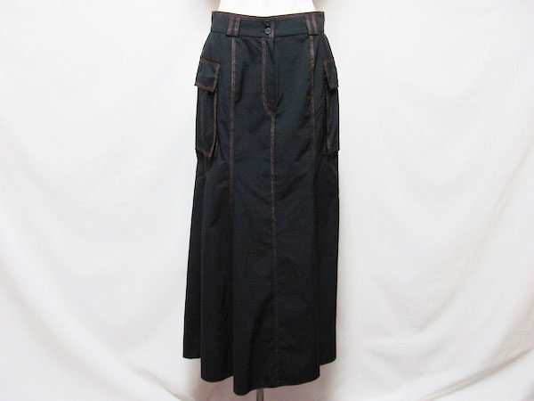 ロング丈で大人な伊太利屋のフレアスカートを買取させて頂きました