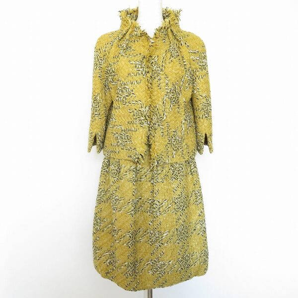 ミモザのような雰囲気が素敵なユキトリイのスカートスーツを買取しました