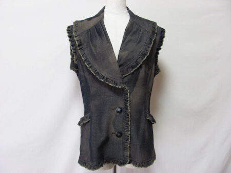 伊太利屋のベストを買取しました！綺麗めデニム風デザインが素敵です