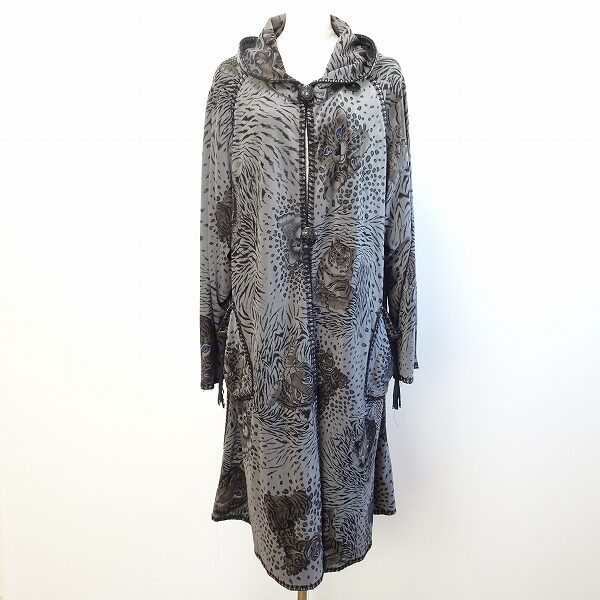 【お買取】冷静さも感じられる！伊太利屋のコートを買取しました