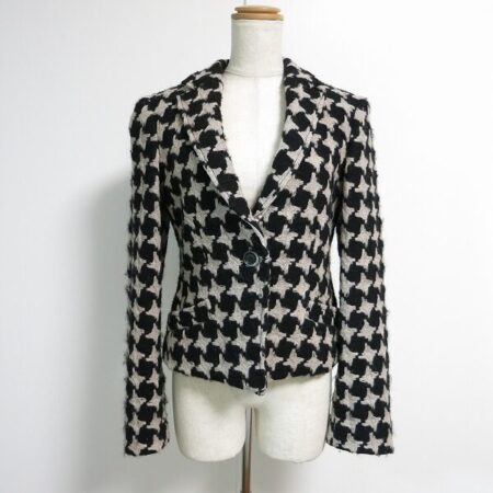 煌びやかな柄が眩しい アルマーニコレッツォーニのジャケットをお買取