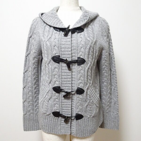 襟元が可愛い！レリアンのニットを買取しました