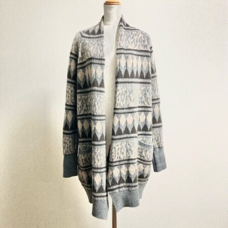 伊太利屋のカーディガンを宅配買取にて買取いたしました