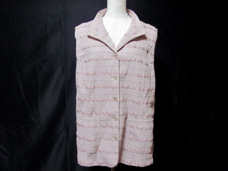 レリアンのベストを宅配買取｜シワ加工がいい感じ