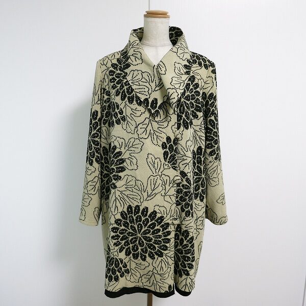 詩仙堂のジャケットを買取しました！強く華やかな花柄が素敵です