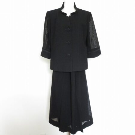 たおやか×エレガントなレリアンのスカートスーツを買取しました