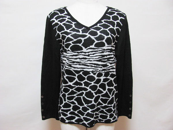 レリアンのカットソーを買取しました!ワイルド×落ち着きのある柄