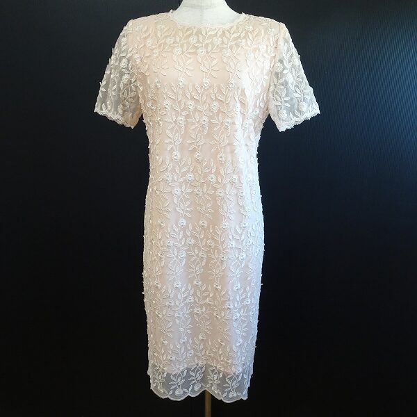 【お買取】セレモニーにも飛躍的な活躍をしそうな銀座マギーのワンピース