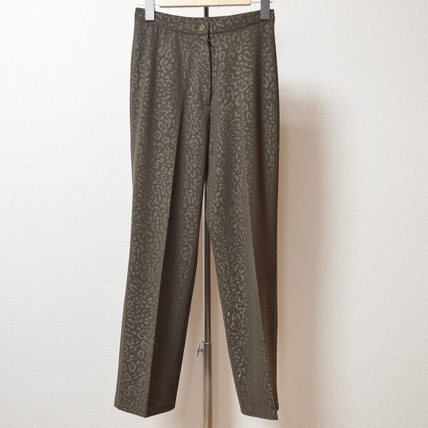 【買取した伊太利屋のパンツをご紹介】スラっと綺麗に決まる