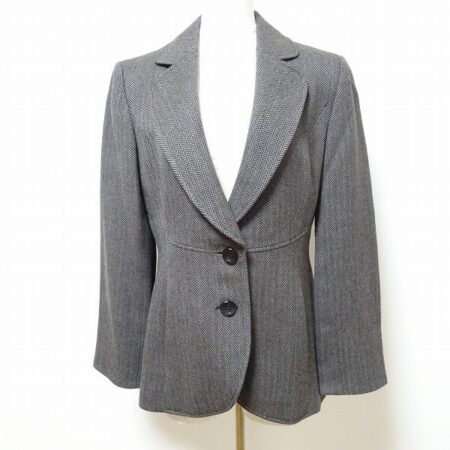 レリアンのジャケットを買取しました！いい具合に堅さが出ています